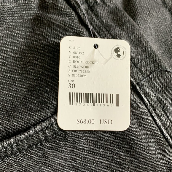 FREE PEOPLE Ivy Mid Rise Denim Shorts Faded Black Room Rocker - Picture 8 of 8